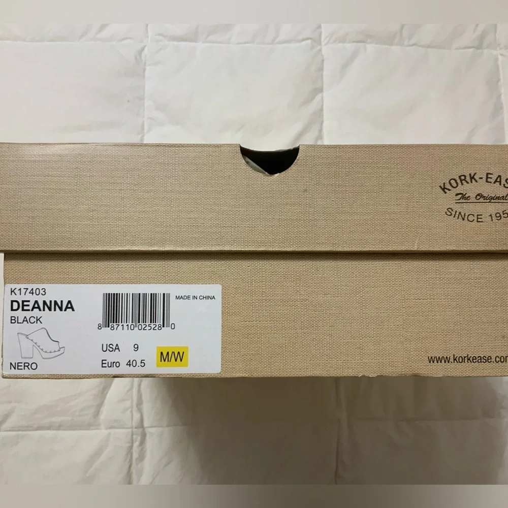 Kork-Ease Deanna platform clogs, size 9, black - Picture 2 of 4
